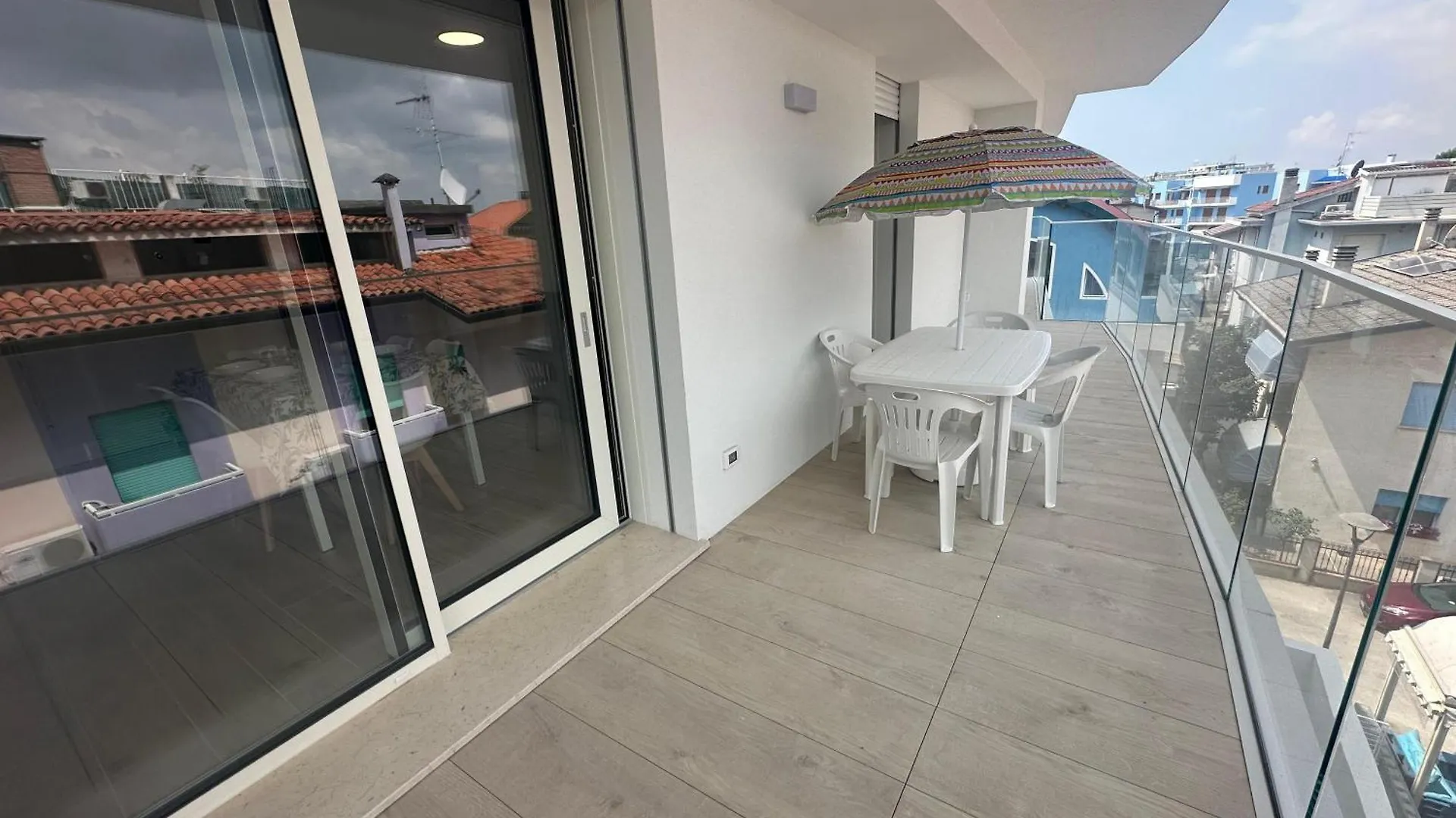 Residence Katy Beachside Apartments 2025 - Agenzia Cocal 카오를레