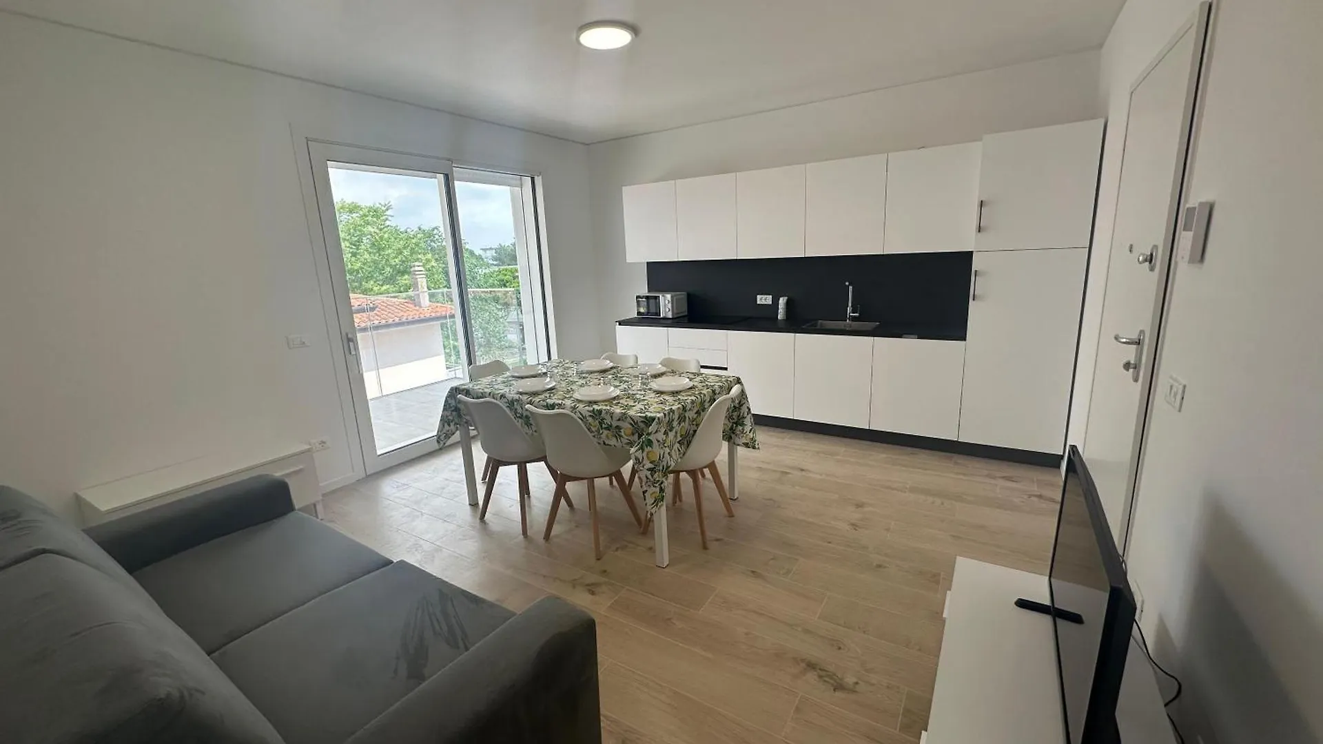 Residence Katy Beachside Apartments 2025 - Agenzia Cocal 카오를레